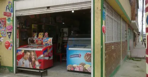 CIGARRERIA CALLE 75 92A CON 10 CIGARRERIA CALLE 75 92A CON 10
